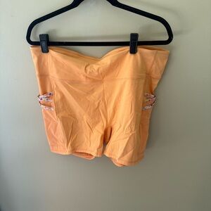 Fabletics Women's Peach Bike Shorts